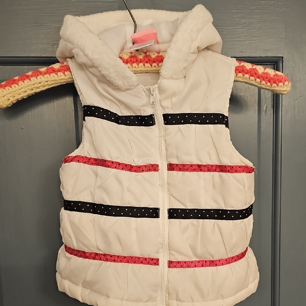 Nannette White Vest Black Pink White Polka dots Coat Toddler 4t Puffy Jacket